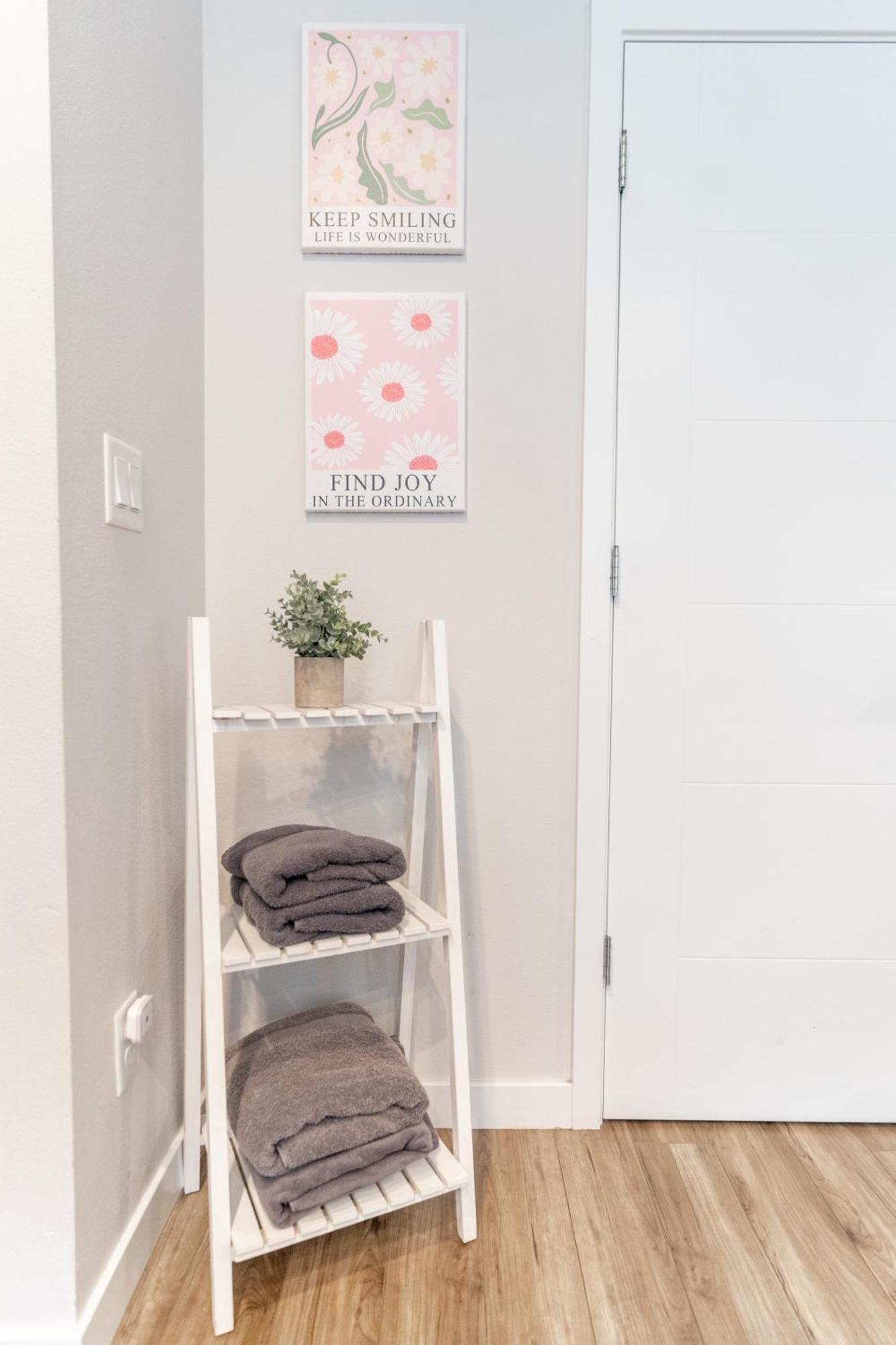 Walkable Apt Next To Restaurants, Bars, And Shops! Portland Bagian luar foto